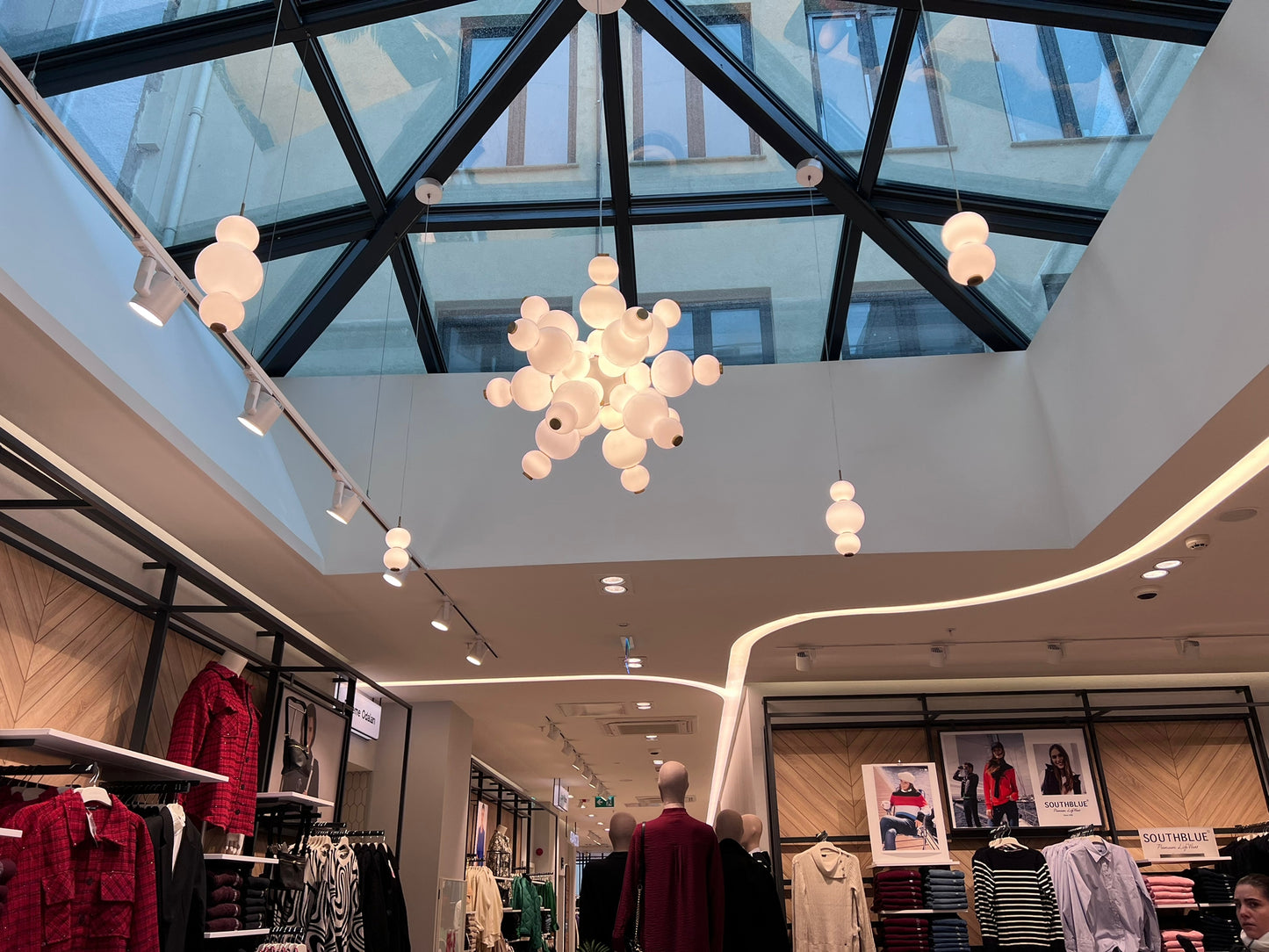 Bonbon 14 sleeve chandelier